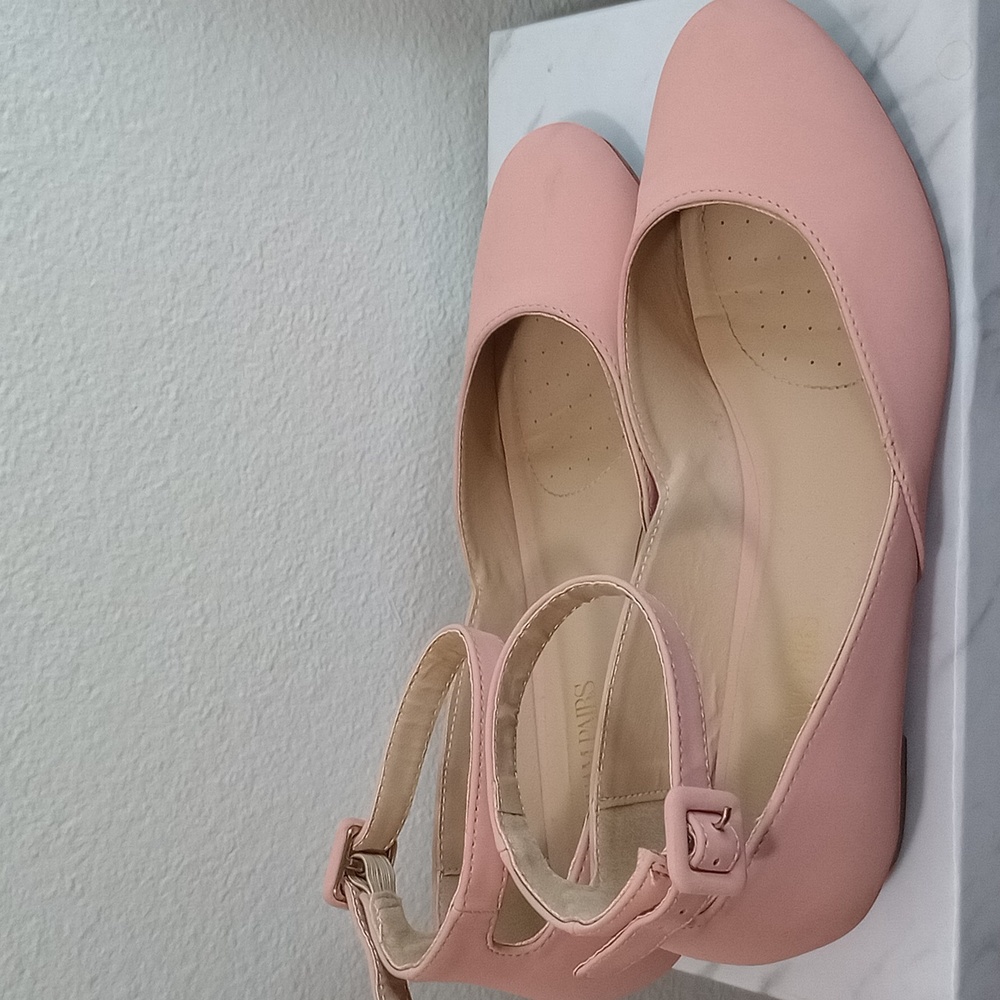 Dream Pairs flats